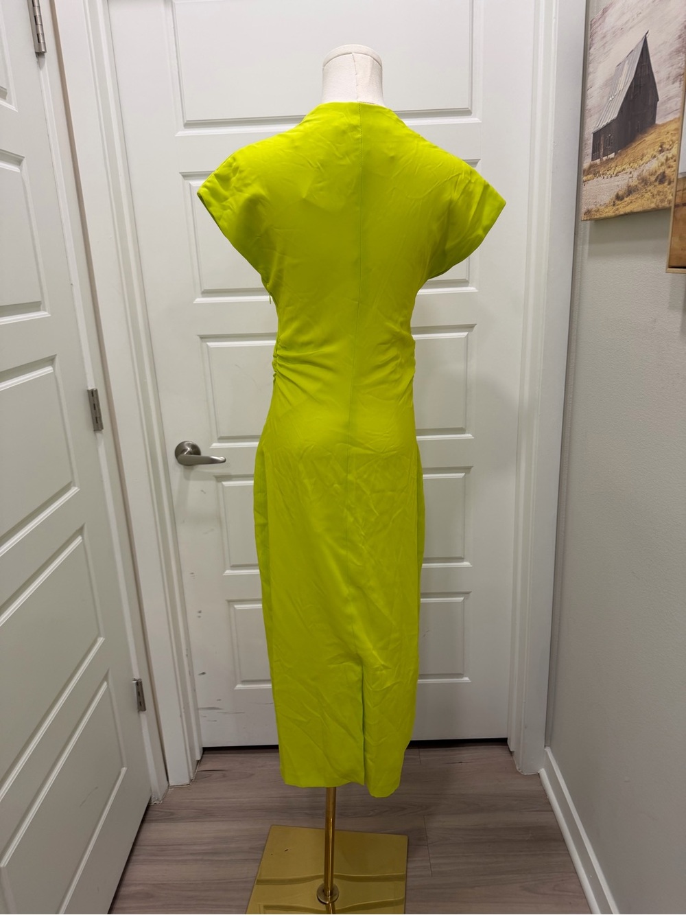 Lime Green V-Neck Ruched Waist Midi Dress - Picture 4 of 8